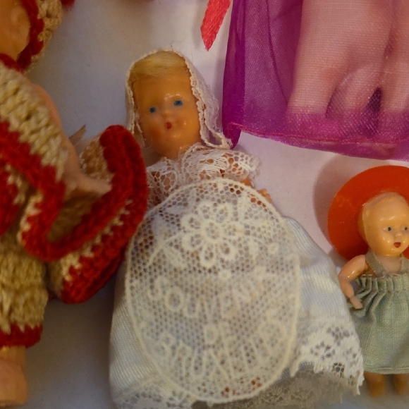 Vintage Doll Collection: Set Of 7. - Picture 5 of 8